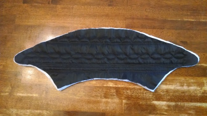 The Farming Daughter: The "Bess" Bonnet ( https://thefarmingdaughter.com/2016/01/13/the-bess-bonnet/) 2