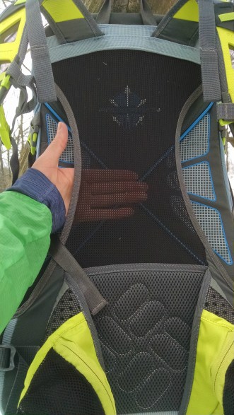 The Farming Daughter: Columbia Vixen 22 Pack Review ( https://thefarmingdaughter.com/2016/01/24/columbia-vixen-22-pack-review/) 3