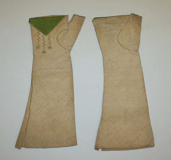 linen mitts MET C.I.44.8.9a, b